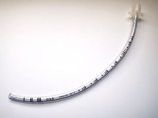 Intubado de tubo endotraqueal nasal de 5,5 mm sin esposas Aplicaciones en el cuidado respiratorio