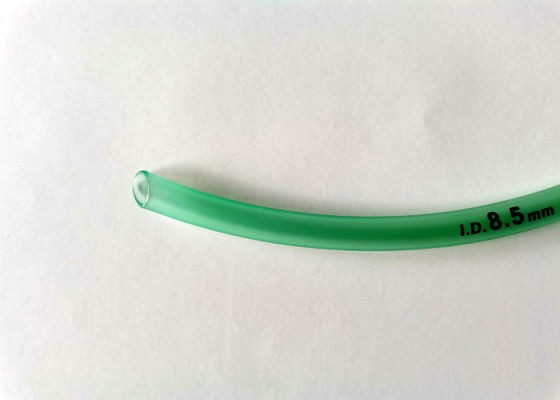 Inserción de tubo nasal de las vías respiratorias nasofaríngeas de 5,5 mm grado médico